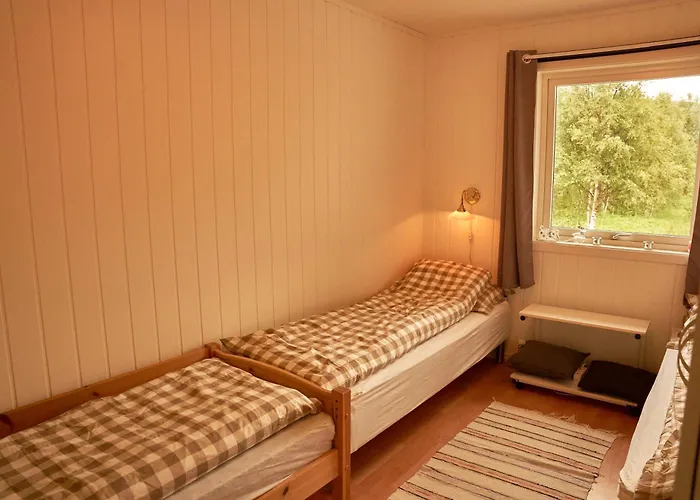 Oksfjordhjem * Mettevoll